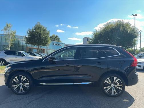 2022 Volvo XC60 B5 FWD Inscription