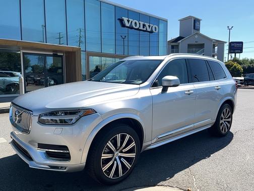 2022 Volvo XC90 T6 AWD Inscription 7 Seater