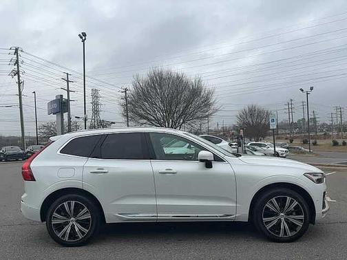 2023 Volvo XC60 Plus