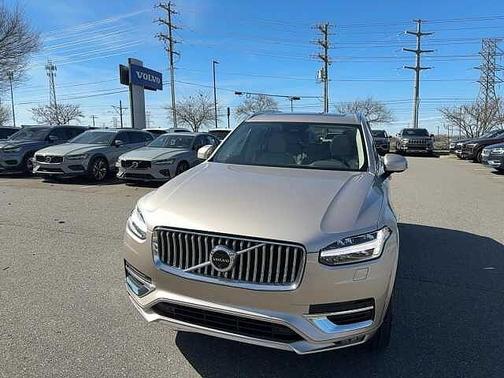 2024 Volvo XC90 Plus
