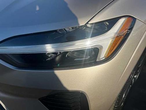 2024 Volvo XC60 Core