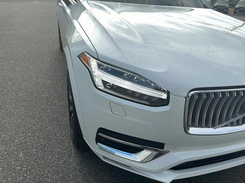 2024 Volvo XC90 B5 Core Bright