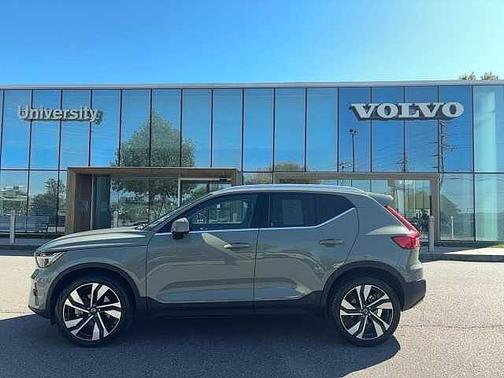 2024 Volvo XC40 Plus