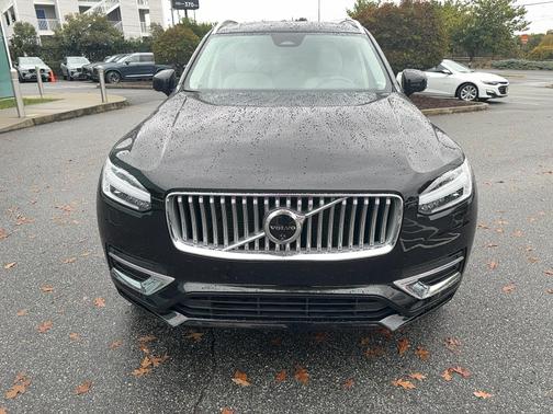 2024 Volvo XC90 B5 Plus Bright