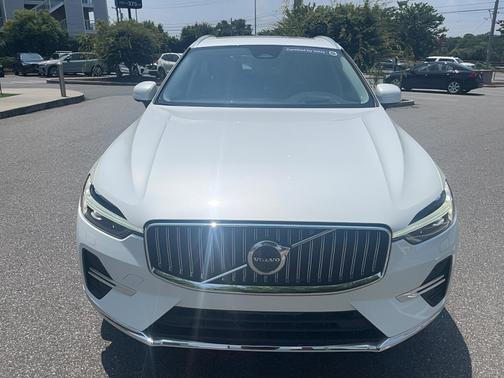 2023 Volvo XC60 B5 AWD Ultimate Bright