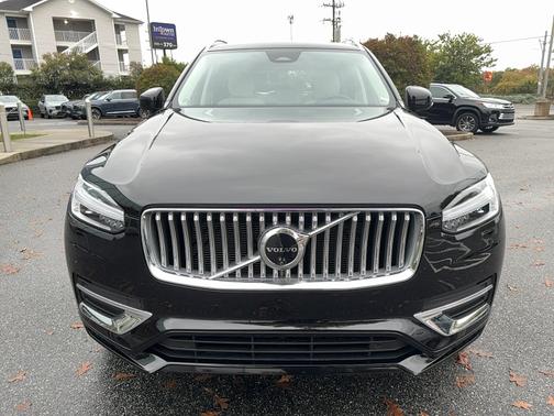 2024 Volvo XC90 B6 Plus Bright 7-Seater