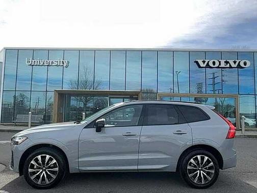 2025 Volvo XC60 Plus