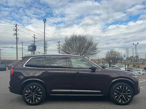 2025 Volvo XC90 Plus