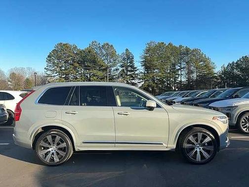 2024 Volvo XC90 Plus