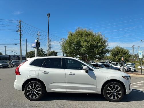 2023 Volvo XC60 B5 AWD Core
