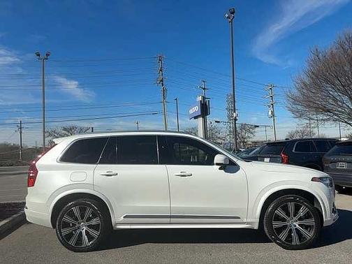 2024 Volvo XC90 Plus