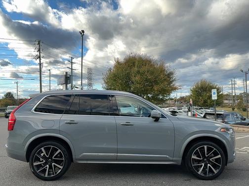 2024 Volvo XC90 B6 Plus Bright 7-Seater