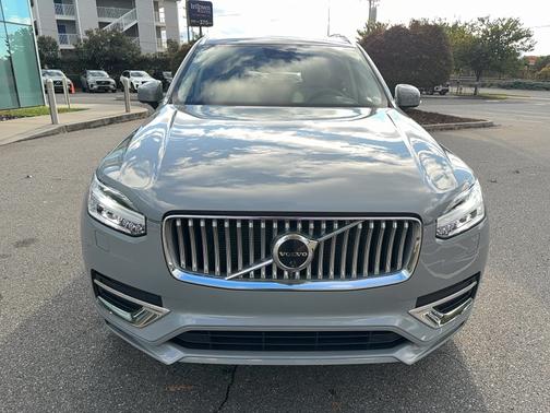 2024 Volvo XC90 B6 Plus Bright 7-Seater