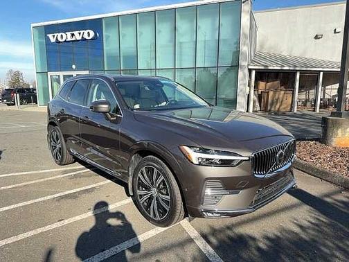 2022 Volvo XC60 B5 AWD Inscription