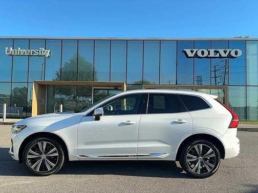 2022 Volvo XC60 B5 FWD Inscription