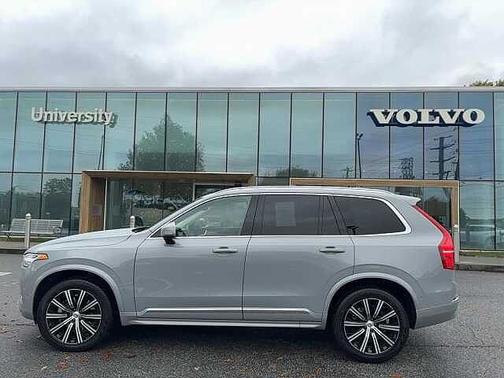 2025 Volvo XC90 Plus