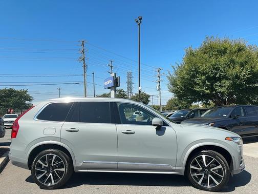 2024 Volvo XC90 B6 Plus Bright 6-Seater