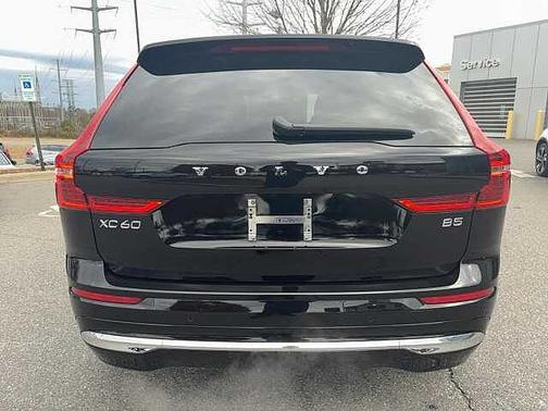 2023 Volvo XC60 Plus