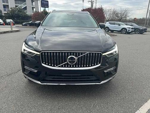 2023 Volvo XC60 Plus