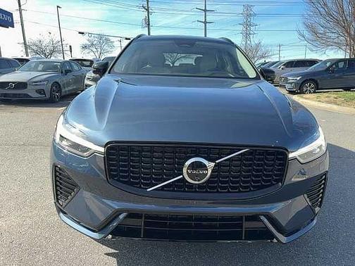 2024 Volvo XC60 Plus