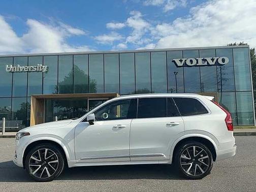 2024 Volvo XC90 Plus