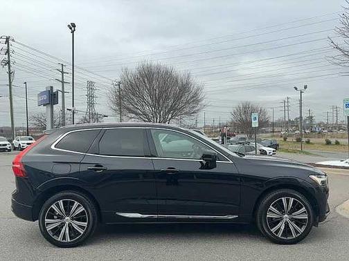 2023 Volvo XC60 Plus