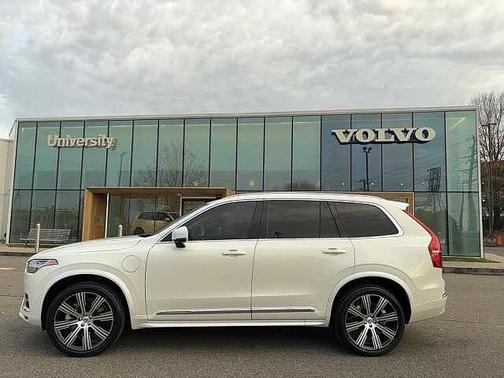 2024 Volvo XC90 Plus