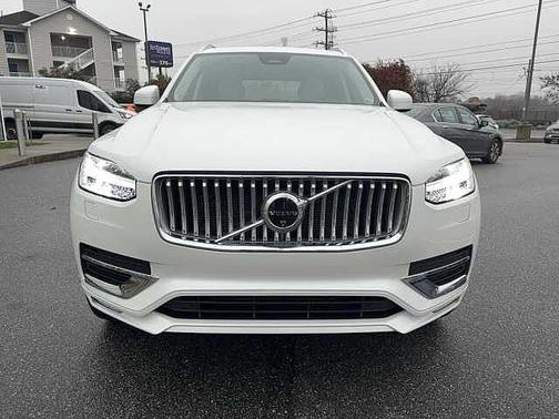 2024 Volvo XC90 Plus