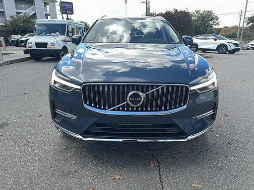 2023 Volvo XC60 Plus