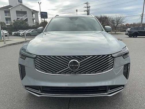 2025 Volvo XC90 Plus