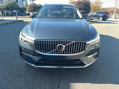 2023 Volvo XC60 Plus