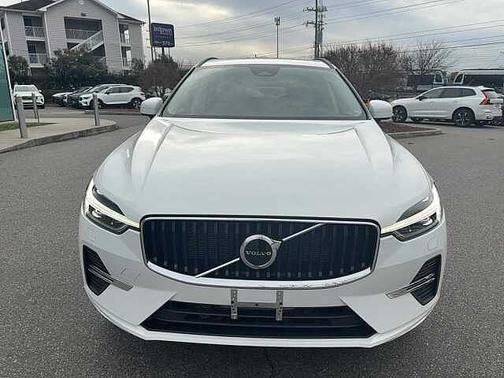 2023 Volvo XC60 Core