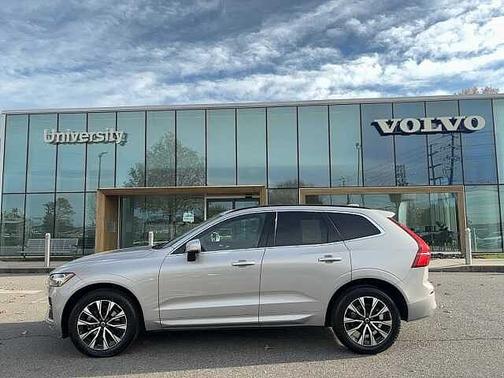 2023 Volvo XC60 Core