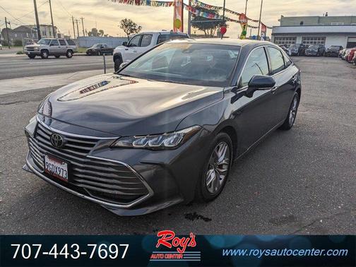 2021 Toyota Avalon XLE