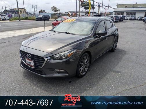 2018 Mazda Mazda3 Touring