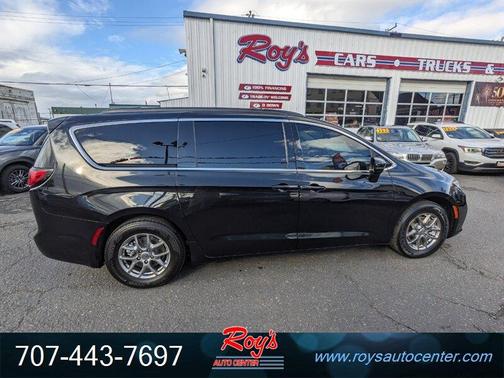 2021 Chrysler Pacifica Touring