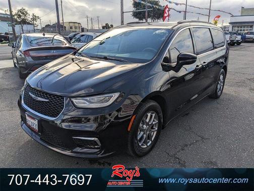 2021 Chrysler Pacifica Touring