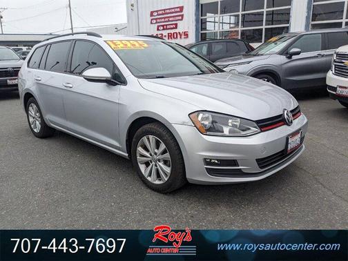 2017 Volkswagen Golf SportWagen TSI S