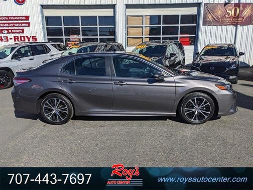 2019 Toyota Camry SE