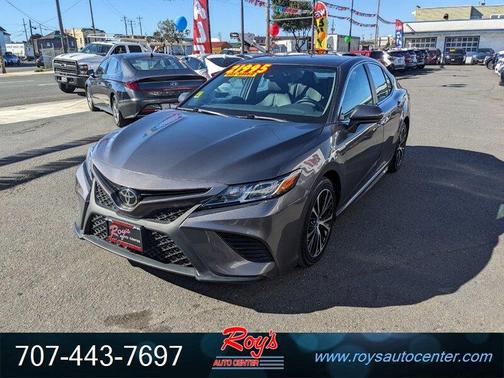 2019 Toyota Camry SE