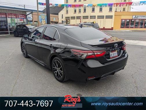 2021 Toyota Camry SE