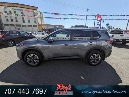2022 Nissan Rogue SV
