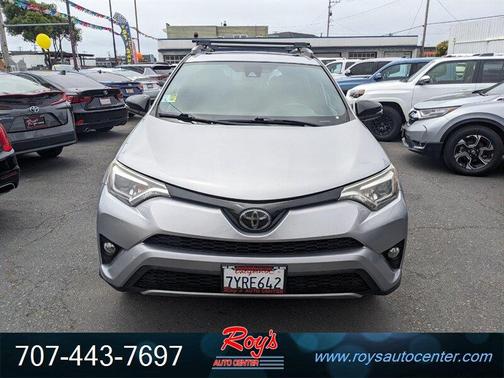 2017 Toyota RAV4 SE