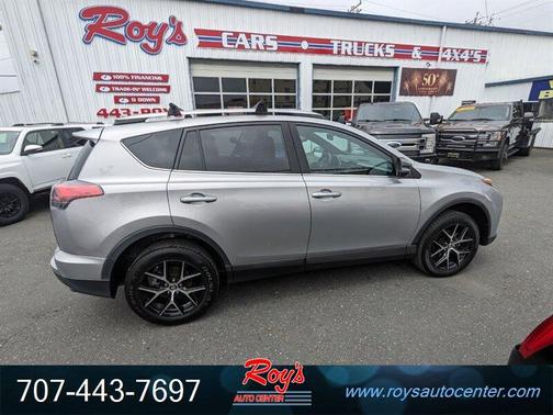 2017 Toyota RAV4 SE