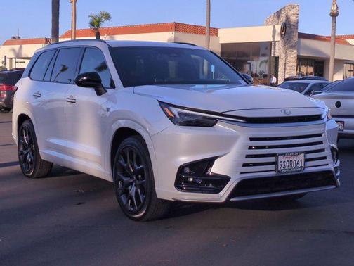 2025 Lexus TX 500h F SPORT Premium