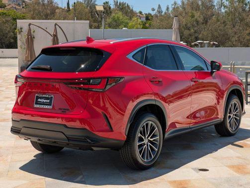 2025 Lexus NX 350h Luxury