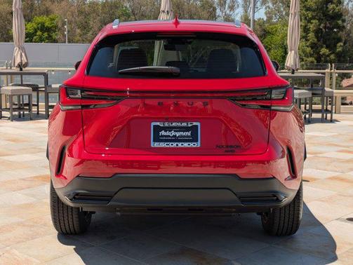 2025 Lexus NX 350h Luxury
