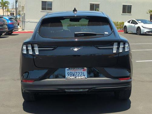 2022 Ford Mustang Mach-E Select