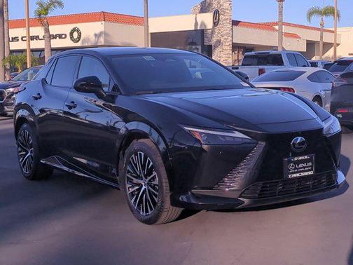 2023 Lexus RZ 450e Luxury
