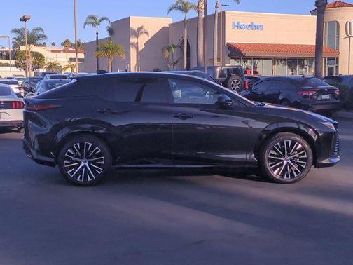 2023 Lexus RZ 450e Luxury